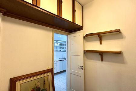 Apartamento para alugar com 220m², 4 quartos e 2 vagas Apartamento para alugar com 220m², 4 quartos e 2 vagasQuarto de serviço