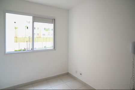 Sala de apartamento para alugar com 2 quartos, 32m² em Parque Fongaro, São Paulo