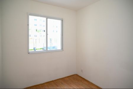 Quarto 2 de apartamento para alugar com 2 quartos, 32m² em Parque Fongaro, São Paulo