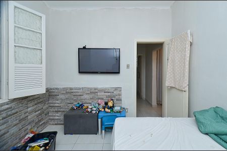 Quarto 2 de casa para alugar com 2 quartos, 100m² em Santa Efigênia, Belo Horizonte