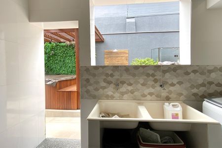 Casa à venda com 429m², 3 quartos e 3 vagasÁrea de Serviço