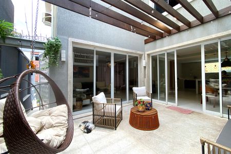 Casa à venda com 429m², 3 quartos e 3 vagasJardim de inverno