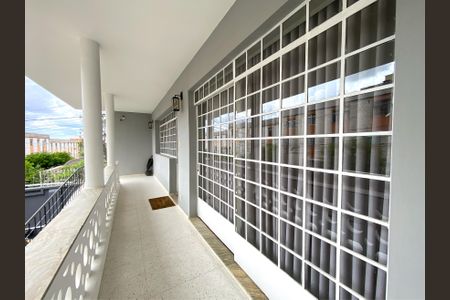 Casa à venda com 429m², 3 quartos e 3 vagasVaranda