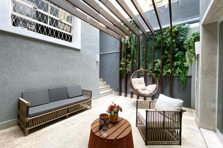 Casa à venda com 429m², 3 quartos e 3 vagasJardim de inverno