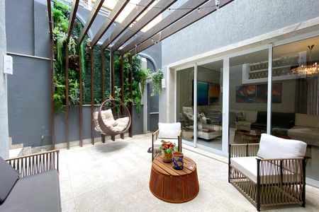 Casa à venda com 429m², 3 quartos e 3 vagasJardim de inverno