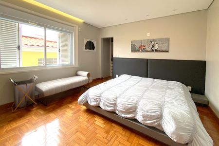 Casa à venda com 429m², 3 quartos e 3 vagasSemi Suite 1