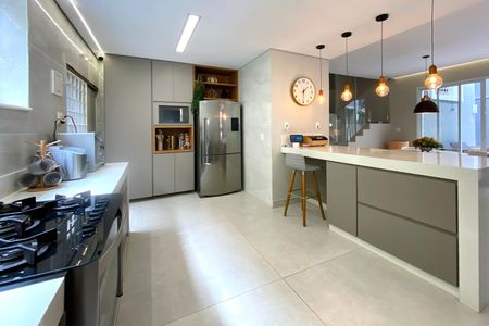 Casa à venda com 429m², 3 quartos e 3 vagasCozinha