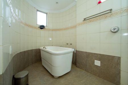 Apartamento para alugar com 160m², 4 quartos e 2 vagas Apartamento para alugar com 160m², 4 quartos e 2 vagasBANHEIRO2