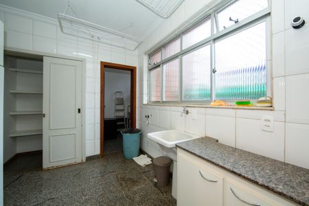 Apartamento para alugar com 160m², 4 quartos e 2 vagas Apartamento para alugar com 160m², 4 quartos e 2 vagasAREA DE SERVICO