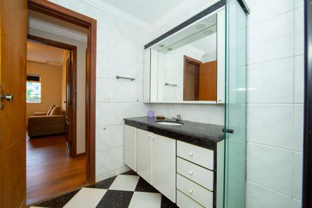 Apartamento para alugar com 160m², 4 quartos e 2 vagas Apartamento para alugar com 160m², 4 quartos e 2 vagasBANHEIRO1