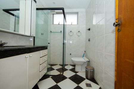Apartamento para alugar com 160m², 4 quartos e 2 vagas Apartamento para alugar com 160m², 4 quartos e 2 vagasBANHEIRO1