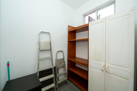 Apartamento para alugar com 160m², 4 quartos e 2 vagas Apartamento para alugar com 160m², 4 quartos e 2 vagasQUARTO DE EMPREGADA