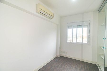 Quarto 2 de apartamento para alugar com 2 quartos, 59m² em Santana, Porto Alegre