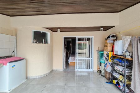 Casa à venda com 129m², 3 quartos e 2 vagas Casa à venda com 129m², 3 quartos e 2 vagasvaranda / Área de Serviço