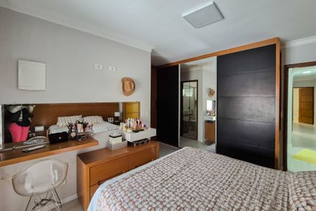 Casa à venda com 129m², 3 quartos e 2 vagas Casa à venda com 129m², 3 quartos e 2 vagasSuíte 3