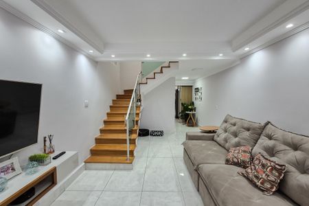 Sala de casa para alugar com 3 quartos, 129m² em Jardim Ipe, São Bernardo do Campo