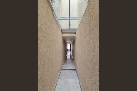 Casa à venda com 129m², 3 quartos e 2 vagas Casa à venda com 129m², 3 quartos e 2 vagasCorredor