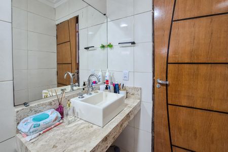 Casa à venda com 129m², 3 quartos e 2 vagas Casa à venda com 129m², 3 quartos e 2 vagasBanheiro da suíte 3