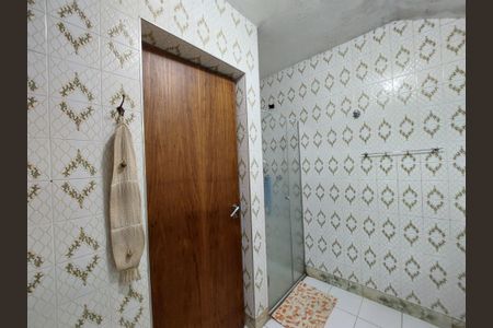 Casa à venda com 410m², 4 quartos e 2 vagasBanheiro Social