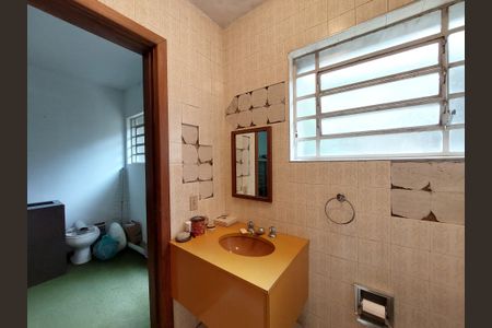 Casa à venda com 410m², 4 quartos e 2 vagasBanheiro Quarto 2