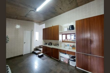 Casa à venda com 410m², 4 quartos e 2 vagasCozinha