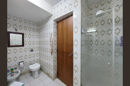 Casa à venda com 410m², 4 quartos e 2 vagasBanheiro Social