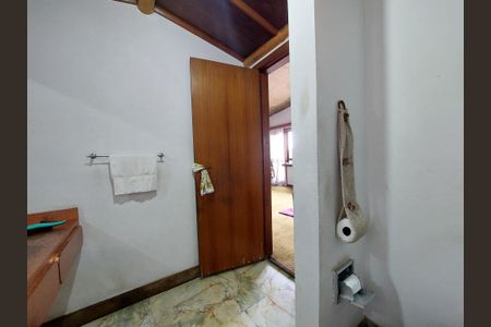 Casa à venda com 410m², 4 quartos e 2 vagasLavabo