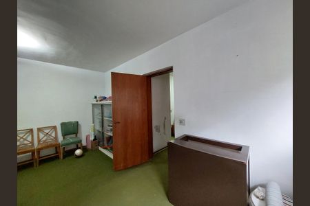 Casa à venda com 410m², 4 quartos e 2 vagasQuarto 2