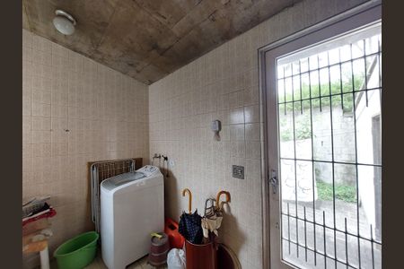 Casa à venda com 410m², 4 quartos e 2 vagasÁrea de Serviço