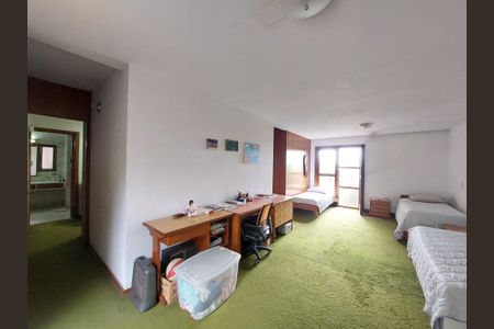 Casa à venda com 410m², 4 quartos e 2 vagasQuartos 3 e 4 Integradros