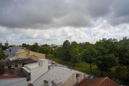 Quarto _Vista  de apartamento para alugar com 1 quarto, 42m² em Vila Ipiranga, Porto Alegre