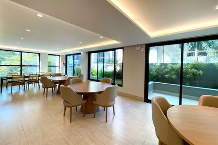 Apartamento para alugar com 63m², 2 quartos e 2 vagas Apartamento para alugar com 63m², 2 quartos e 2 vagasÁrea comum - Salão de festas