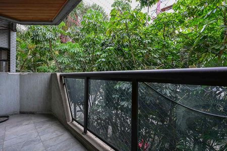 Varanda de apartamento à venda com 4 quartos, 143m² em Vila Andrade, São Paulo