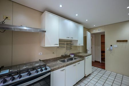 Apartamento para alugar com 143m², 4 quartos e 2 vagasCozinha