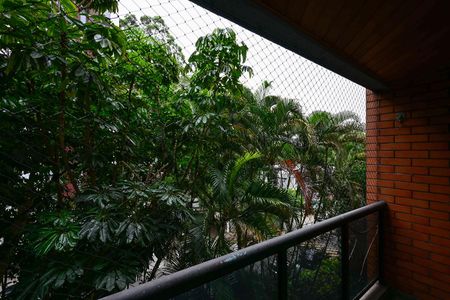 Apartamento para alugar com 143m², 4 quartos e 2 vagasVaranda