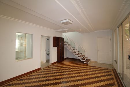 Sala de casa à venda com 4 quartos, 242m² em Jardim São Paulo, São Paulo