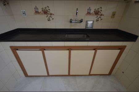 Apartamento para alugar com 60m², 2 quartos e sem vagaCozinha e Área de Serviço