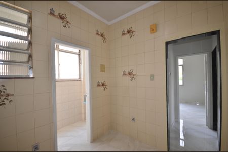 Apartamento para alugar com 60m², 2 quartos e sem vagaCozinha e Área de Serviço