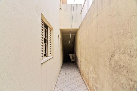 Casa para alugar com 60m², 1 quarto e 1 vagaÁrea de Serviço
