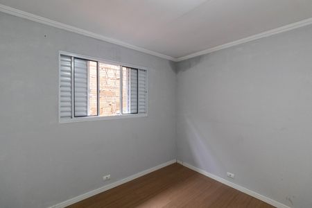 Quarto 1 de casa para alugar com 2 quartos, 75m² em Vila Taquari, São Paulo