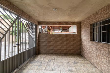 Casa para alugar com 75m², 2 quartos e 1 vaga Casa para alugar com 75m², 2 quartos e 1 vagaGaragem