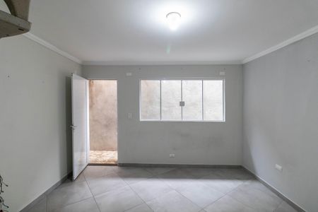 Casa para alugar com 75m², 2 quartos e 1 vaga Casa para alugar com 75m², 2 quartos e 1 vagaSala
