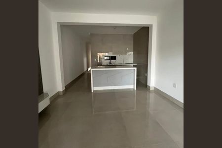 Sala  de casa para alugar com 2 quartos, 75m² em Novo Mundo, Uberlândia
