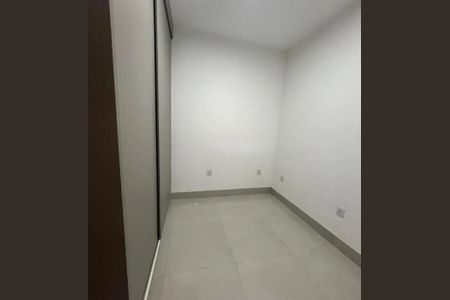 Quarto 2 de casa para alugar com 2 quartos, 75m² em Novo Mundo, Uberlândia