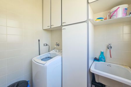 Apartamento para alugar com 225m², 3 quartos e 2 vagas Apartamento para alugar com 225m², 3 quartos e 2 vagasÁrea de Serviço