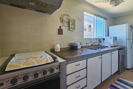 Apartamento para alugar com 225m², 3 quartos e 2 vagas Apartamento para alugar com 225m², 3 quartos e 2 vagasCozinha