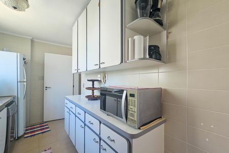 Apartamento para alugar com 225m², 3 quartos e 2 vagas Apartamento para alugar com 225m², 3 quartos e 2 vagasCozinha