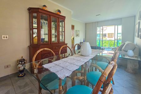 Apartamento para alugar com 225m², 3 quartos e 2 vagas Apartamento para alugar com 225m², 3 quartos e 2 vagasSala