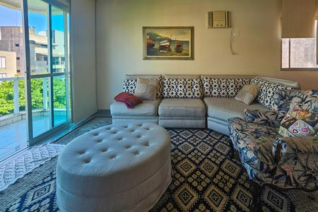 Apartamento para alugar com 225m², 3 quartos e 2 vagas Apartamento para alugar com 225m², 3 quartos e 2 vagasSala