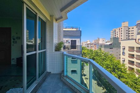 Apartamento para alugar com 225m², 3 quartos e 2 vagas Apartamento para alugar com 225m², 3 quartos e 2 vagasVaranda Sala